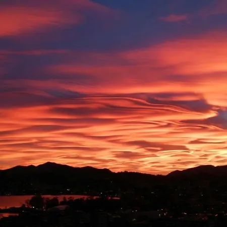 Flat With Amazing View Over The Gulf Of Appartamento Lugano